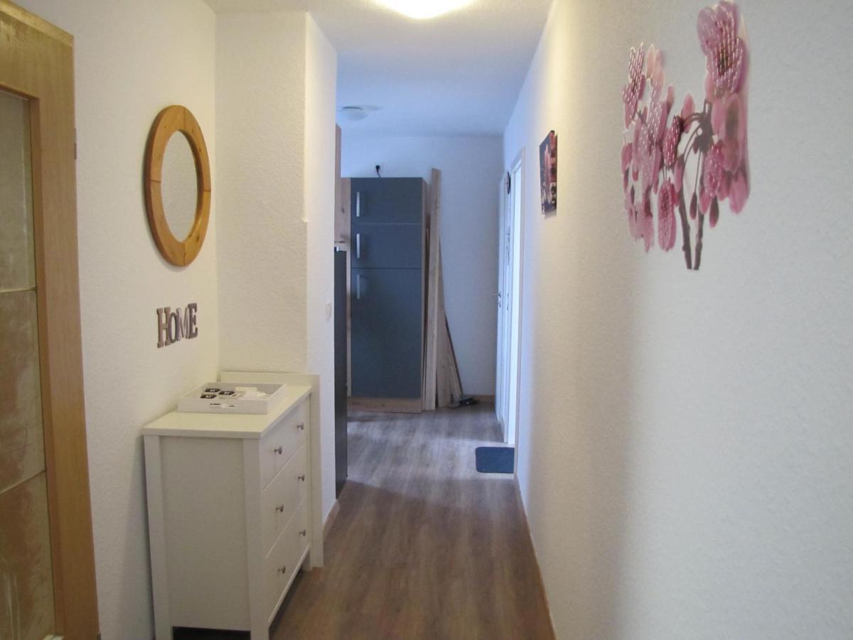 Moeblierte Dachgeschosswohnung In Ruhiger Lage Zu Vermieten Wetzlar Ngoại thất bức ảnh